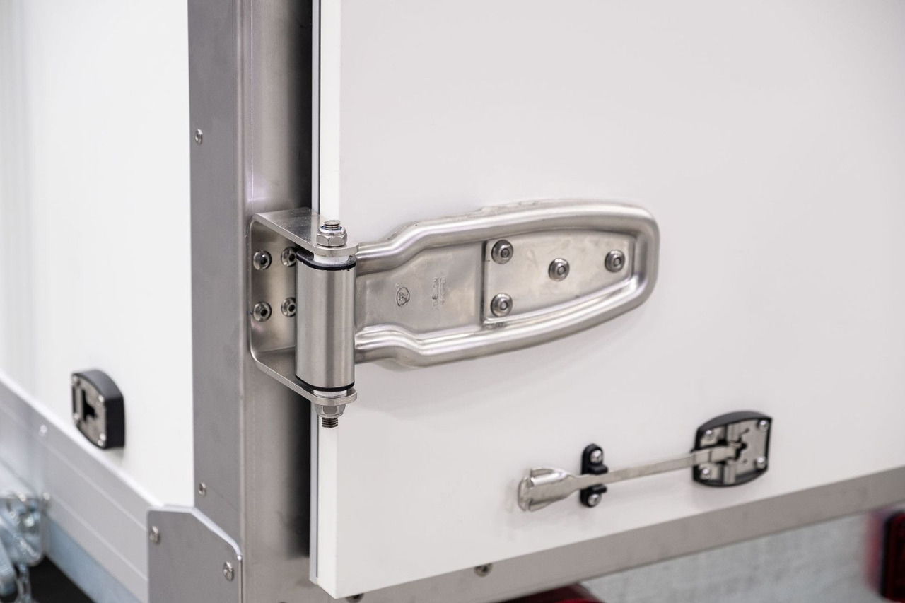 Esselmann Kühlanhänger 5 - Рефрижератор ремарке: снимка 5 Esselmann Kühlanhänger 5 - Рефрижератор ремарке: снимка 5