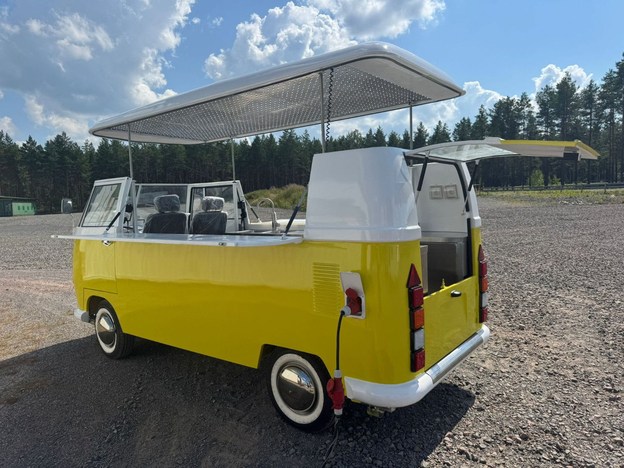 Event Mobil Catering Foodtruck - Магазин камион: снимка 3 Event Mobil Catering Foodtruck - Магазин камион: снимка 3