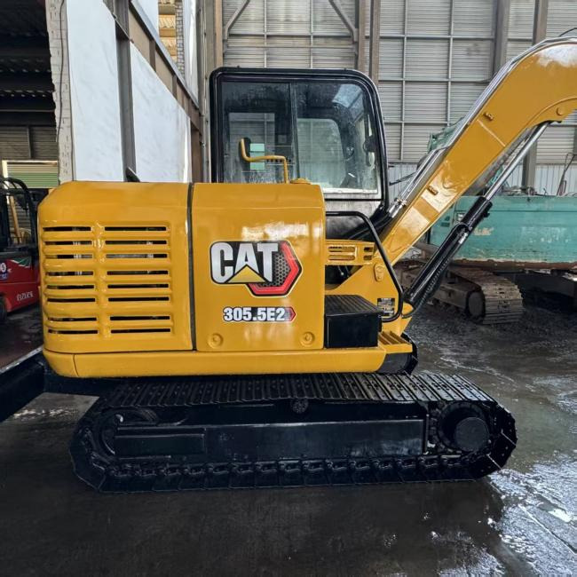 CAT 305.5E - Мини багер: снимка 3 CAT 305.5E - Мини багер: снимка 3