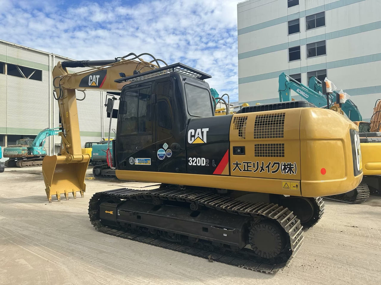 CAT 320D - Верижен багер: снимка 1 CAT 320D - Верижен багер: снимка 1