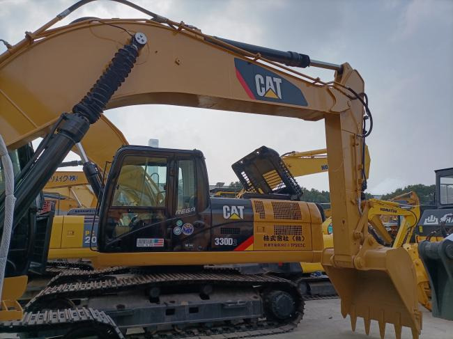 CAT 325D - Верижен багер: снимка 3 CAT 325D - Верижен багер: снимка 3