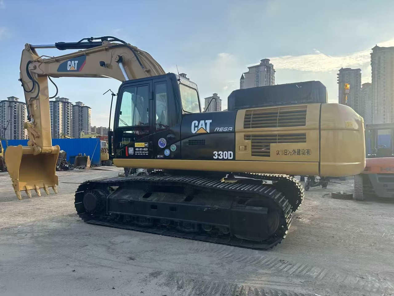 CAT 330D - Верижен багер: снимка 1 CAT 330D - Верижен багер: снимка 1