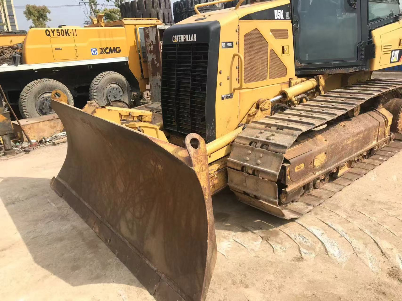 CAT D5K - Булдозер: снимка 3 CAT D5K - Булдозер: снимка 3