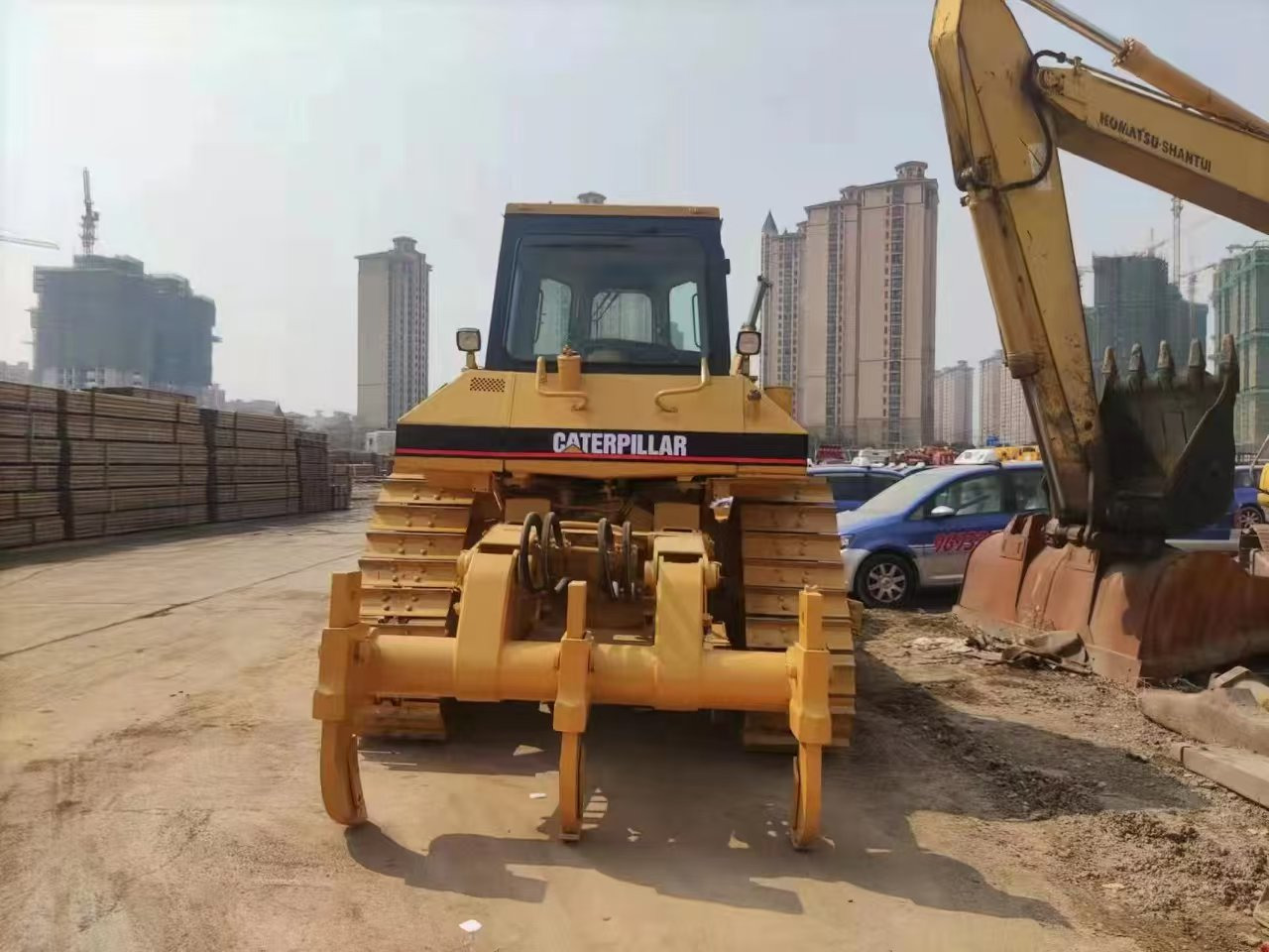 CAT D6M - Булдозер: снимка 3 CAT D6M - Булдозер: снимка 3