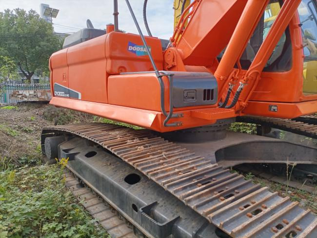 Doosan DX300 - Верижен багер: снимка 3 Doosan DX300 - Верижен багер: снимка 3