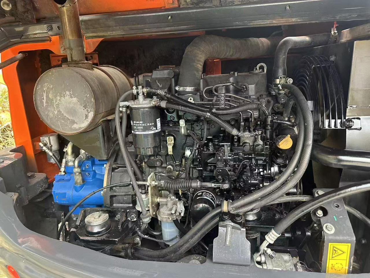 Doosan DX75 - Верижен багер: снимка 2 Doosan DX75 - Верижен багер: снимка 2