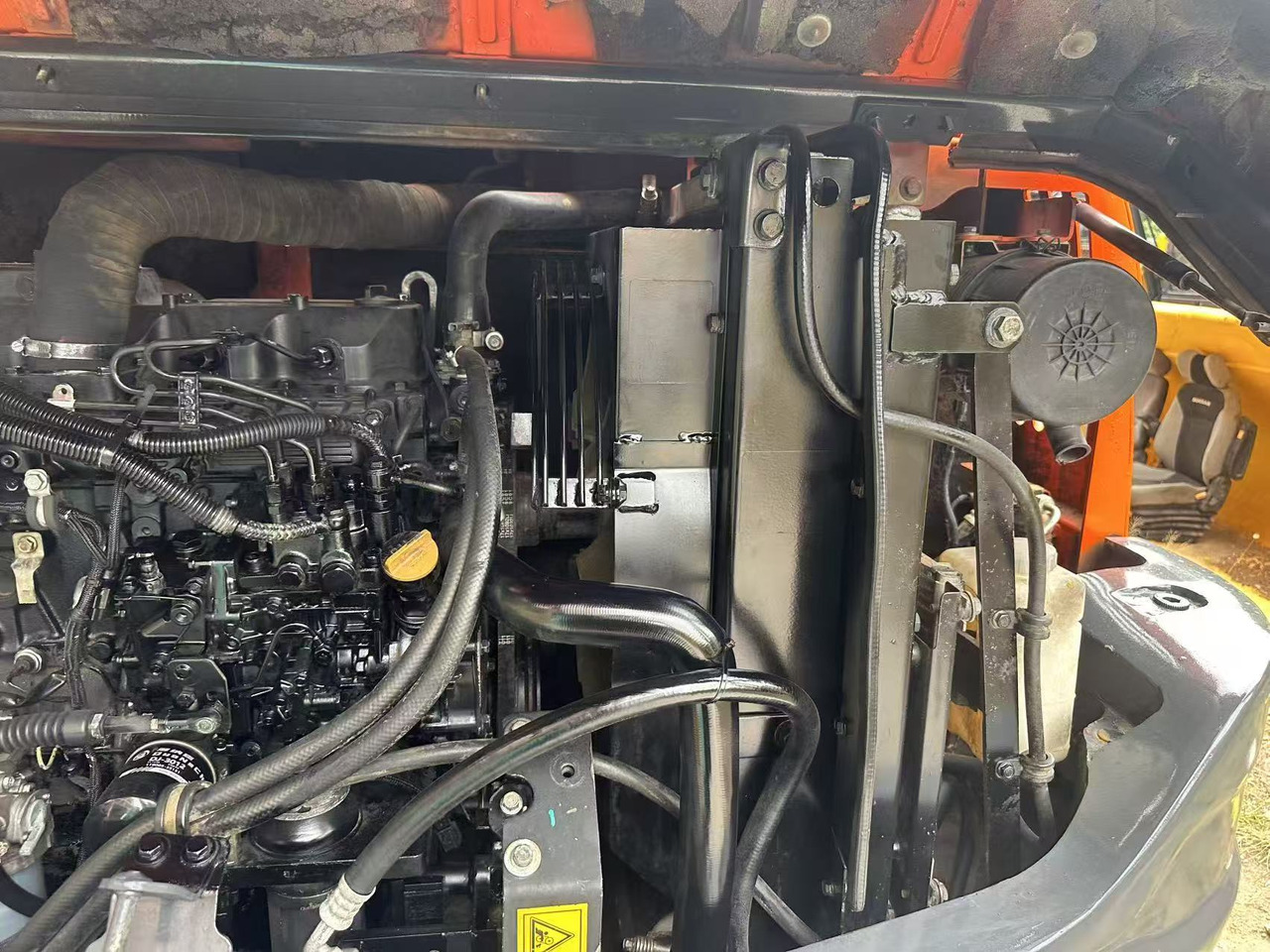 Doosan DX75 - Верижен багер: снимка 5 Doosan DX75 - Верижен багер: снимка 5