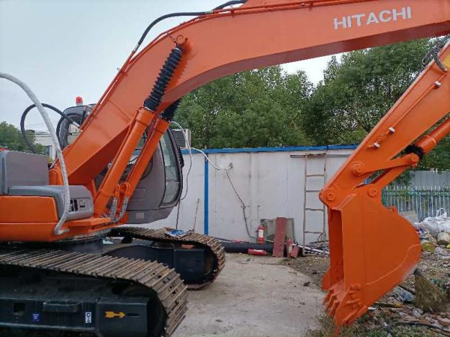 Hitachi zaxis 200 - Верижен багер: снимка 3 Hitachi zaxis 200 - Верижен багер: снимка 3