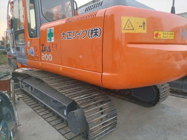 Hitachi zaxis 200 - Верижен багер: снимка 4 Hitachi zaxis 200 - Верижен багер: снимка 4