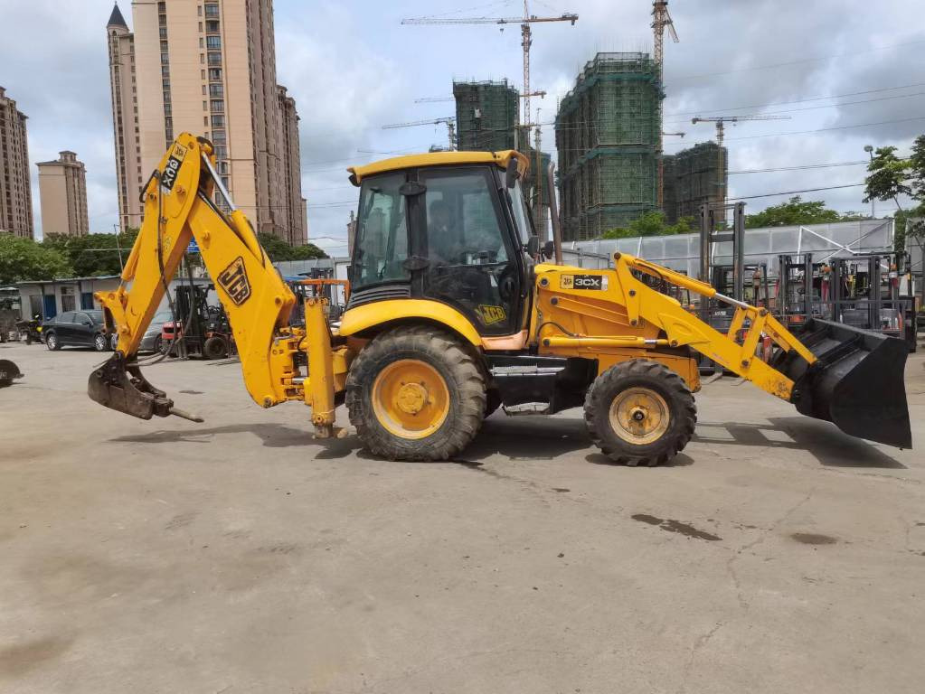 JCB 3CX - Багер-товарач: снимка 1 JCB 3CX - Багер-товарач: снимка 1