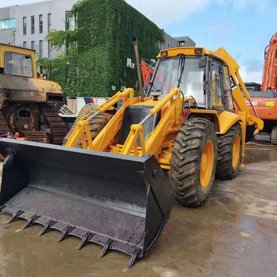 JCB 4CX - Багер-товарач: снимка 1 JCB 4CX - Багер-товарач: снимка 1