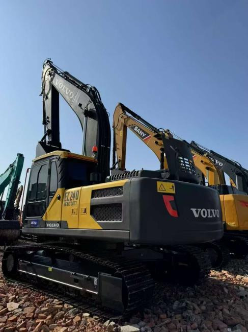 VOLVO EC240 - Верижен багер: снимка 5 VOLVO EC240 - Верижен багер: снимка 5