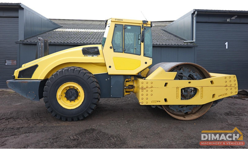Bomag BW226 DH-4i BVC Trilrolwals - 27 ton - GPS pakket -TOP conditie - camera - Deutz 6 cil. - Валяк: снимка 2 Bomag BW226 DH-4i BVC Trilrolwals - 27 ton - GPS pakket -TOP conditie - camera - Deutz 6 cil. - Валяк: снимка 2