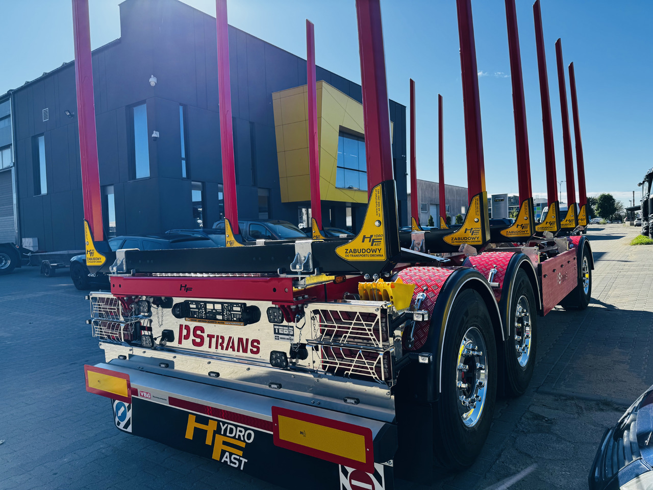 HYDROFAST Przyczepa 3 osiowa / 3 axles timber transport trailer / Remorque à 3 essieux pour le transport de bois / 3-Achs-Rungenanhänger / 3-tengelyes-rönkszállító-pótkocsi / Remorcă pentru transportul lemnului - Ремарке за дърва: снимка 3 HYDROFAST Przyczepa 3 osiowa / 3 axles timber transport trailer / Remorque à 3 essieux pour le transport de bois / 3-Achs-Rungenanhänger / 3-tengelyes-rönkszállító-pótkocsi / Remorcă pentru transportul lemnului - Ремарке за дърва: снимка 3