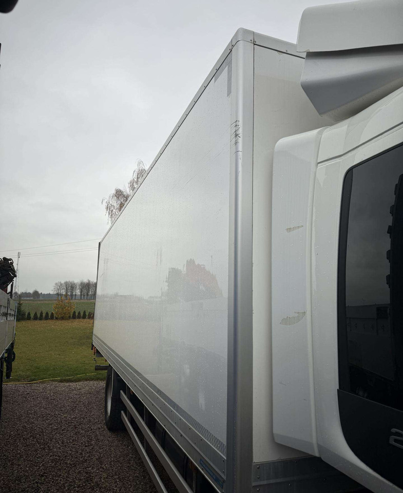 Volvo Kėbulas - Камион фургон: снимка 5 Volvo Kėbulas - Камион фургон: снимка 5