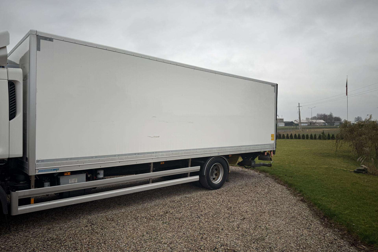 Volvo Kėbulas - Камион фургон: снимка 1 Volvo Kėbulas - Камион фургон: снимка 1