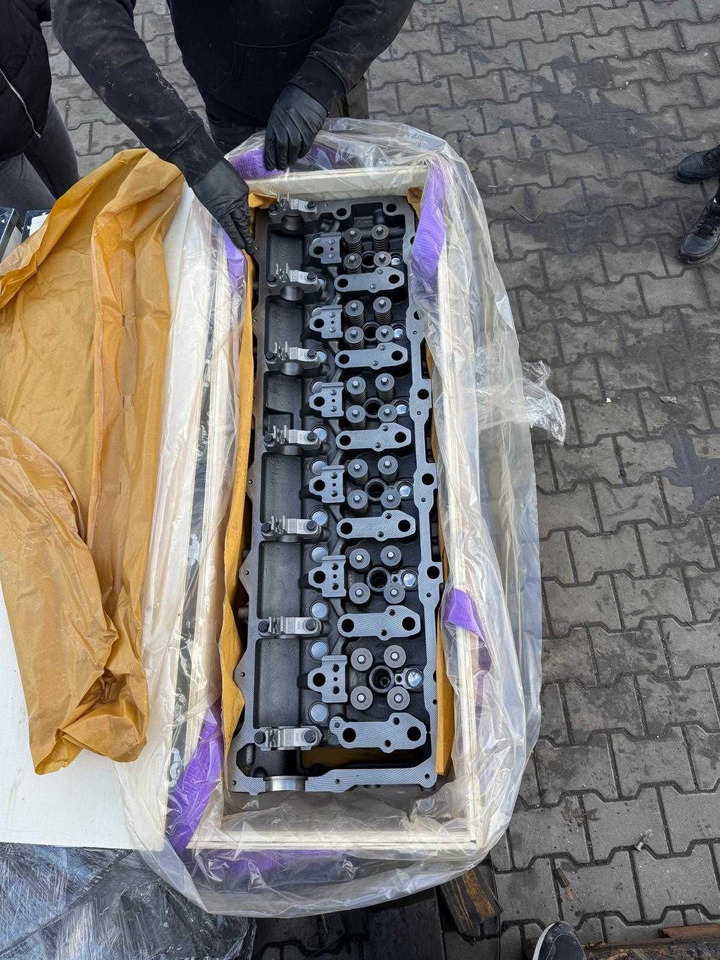 Głowica MAN D2676LF d26 Nowa KOMPLETNA - Двигател: снимка 1 Głowica MAN D2676LF d26 Nowa KOMPLETNA - Двигател: снимка 1