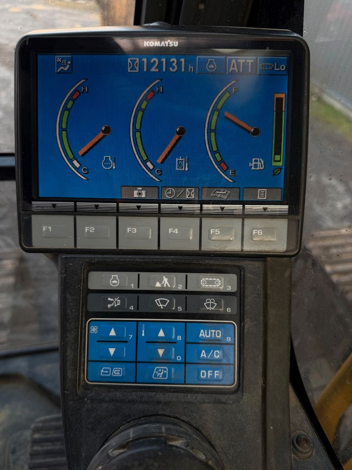 Верижен багер Komatsu PC290LC - 8: снимка 10