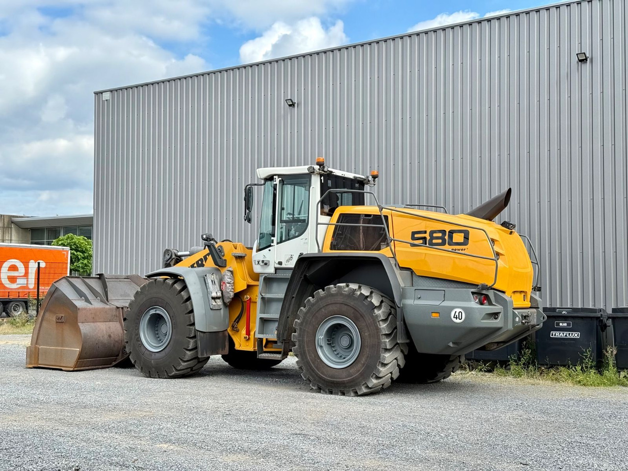 Liebherr L580 X Power - Колесен товарач: снимка 2 Liebherr L580 X Power - Колесен товарач: снимка 2
