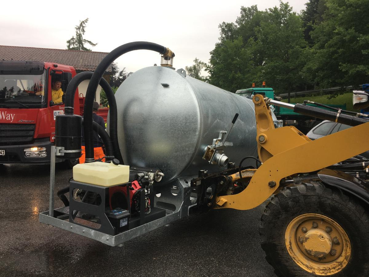 S-Vac 5,0m³ Saugfass 5000l Vakuumfass / Saugfass/ S-Vac - Машина за хоризонтално-насочено сондиране: снимка 3 S-Vac 5,0m³ Saugfass 5000l Vakuumfass / Saugfass/ S-Vac - Машина за хоризонтално-насочено сондиране: снимка 3