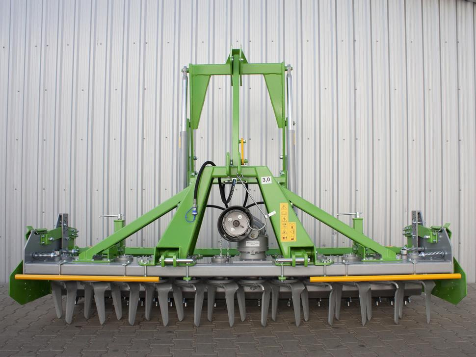 Bomet Kreiselegge / Power harrow / Herse rotative / Erpice rotante / Grada rotativa / Brona wirnikowa 3 m - Активна брана: снимка 1 Bomet Kreiselegge / Power harrow / Herse rotative / Erpice rotante / Grada rotativa / Brona wirnikowa 3 m - Активна брана: снимка 1