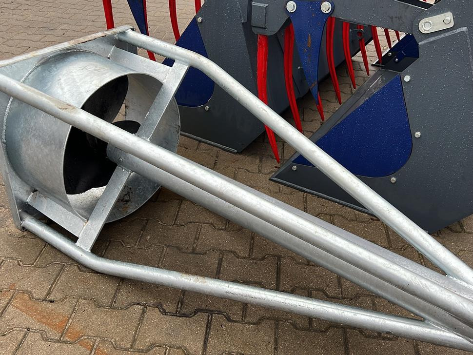 METAL-TECHNIK Güllermixer / Slurry agitator / Agitateur de lisier / Miscelatore / Смеситель жидкого удобрения / Mieszadło do gnojowicy 5,4 m - Машина за торене: снимка 1 METAL-TECHNIK Güllermixer / Slurry agitator / Agitateur de lisier / Miscelatore / Смеситель жидкого удобрения / Mieszadło do gnojowicy 5,4 m - Машина за торене: снимка 1