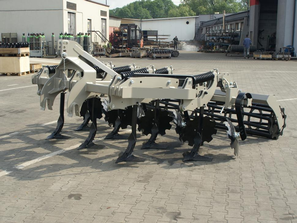 ROLEX Flügelschargrubber / Stubble cultivator / Dechaumeur à dents / Aratri stoppiatori / Стерневой культиватор / Agregat podorywkowy 3 m - Култиватор: снимка 1 ROLEX Flügelschargrubber / Stubble cultivator / Dechaumeur à dents / Aratri stoppiatori / Стерневой культиватор / Agregat podorywkowy 3 m - Култиватор: снимка 1