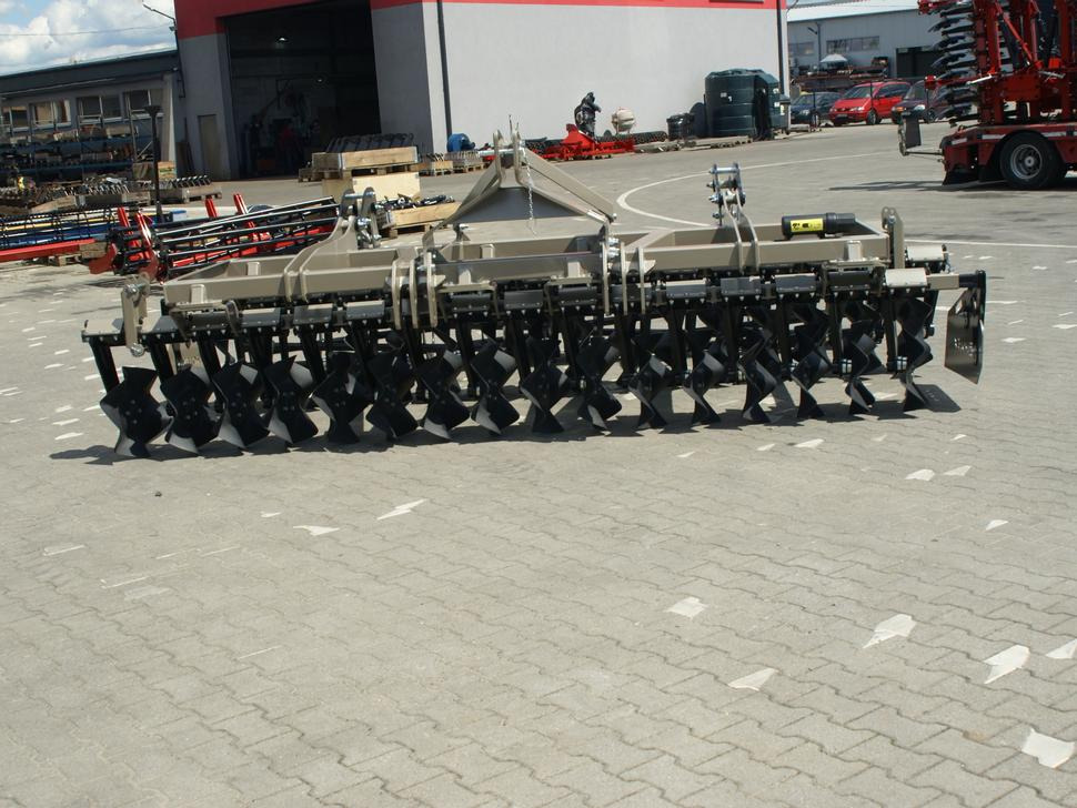 ROLEX Scheibenegge / Cross-Cutter harrow / Dechaumeur cross-cutter / Cross Cutter erpice / Борона с поперечным катком жёсткий/ Brona cross cutter sztywna 4 m - Дискова брана: снимка 3 ROLEX Scheibenegge / Cross-Cutter harrow / Dechaumeur cross-cutter / Cross Cutter erpice / Борона с поперечным катком жёсткий/ Brona cross cutter sztywna 4 m - Дискова брана: снимка 3