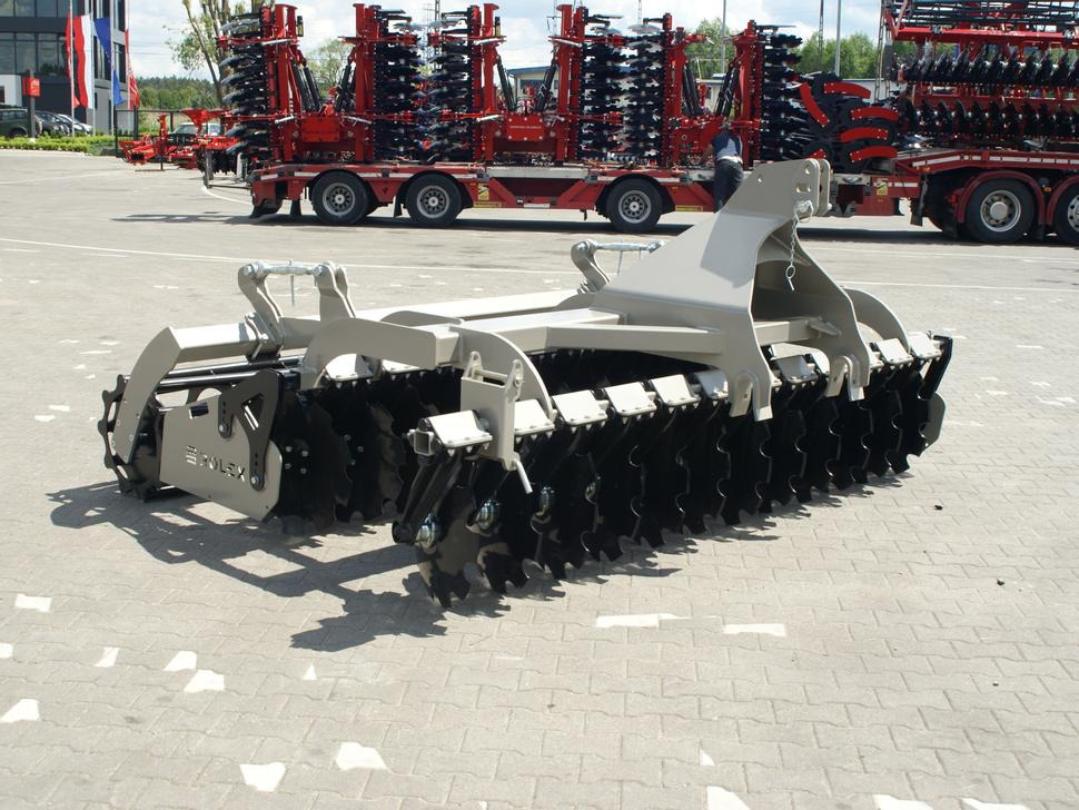 ROLEX Scheibenegge / Disc harrow / Dechaumeur à disques / Erpice a dischi / Дисковая борона / Brona talerzowa 3 m - Дискова брана: снимка 5 ROLEX Scheibenegge / Disc harrow / Dechaumeur à disques / Erpice a dischi / Дисковая борона / Brona talerzowa 3 m - Дискова брана: снимка 5