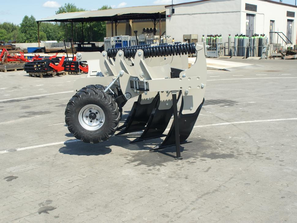 Нови Продълбочител ROLEX Tiefenlockerer / Subsoiler / Décompacteur / Dissodatori / Subsolador / Глубокорыхлитель / Głębosz typ V 3 m: снимка 19