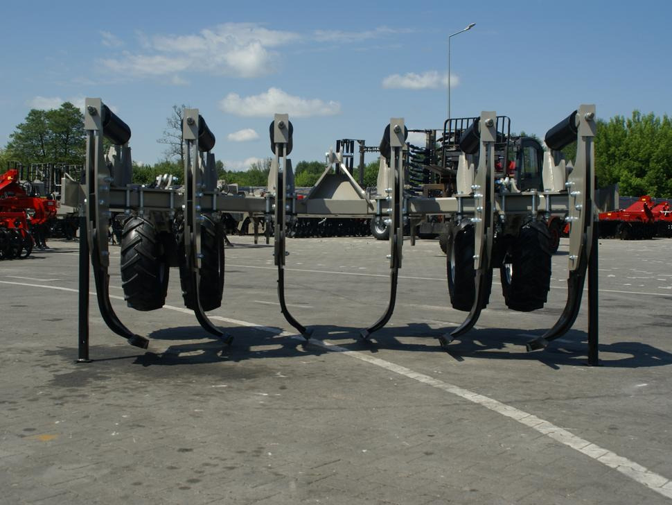 Нови Продълбочител ROLEX Tiefenlockerer / Subsoiler / Décompacteur / Dissodatori / Subsolador / Глубокорыхлитель / Głębosz typ V 3 m: снимка 13