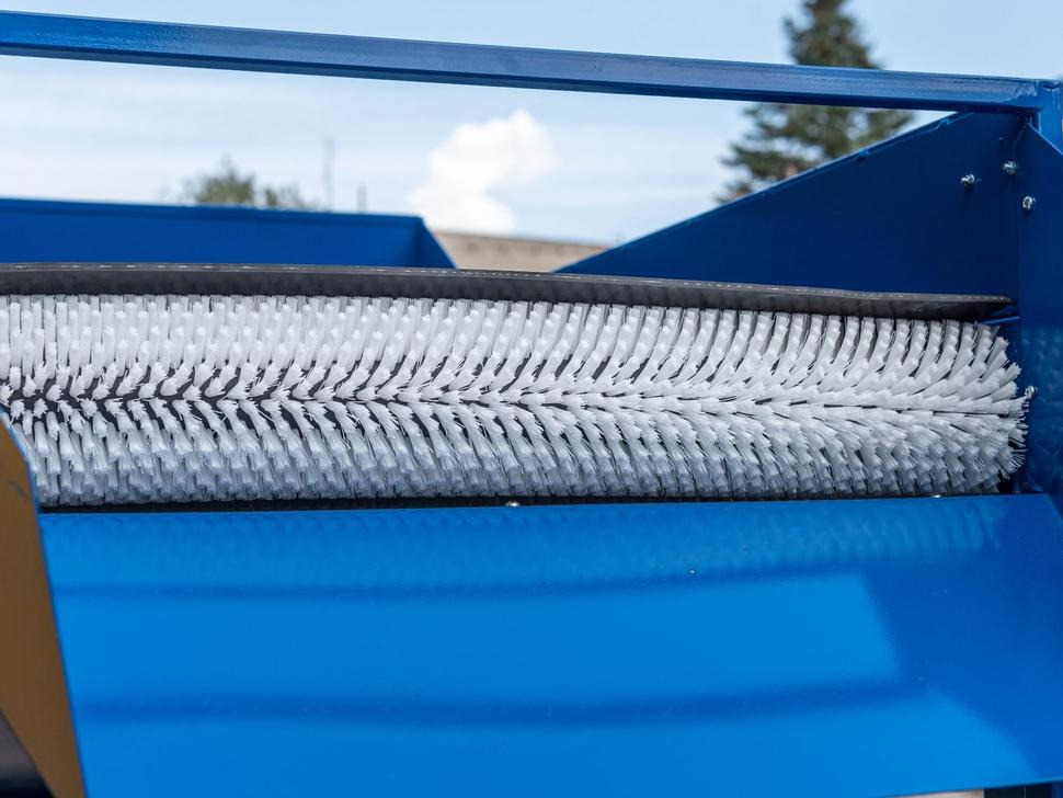 ROLMET Bürstenmaschine / Potato brush cleaner / Nettoyeuse à brosse / Pulitore a spazzole / Очиститель / Czyszczarka szczotkowa - Техника за картофи: снимка 4 ROLMET Bürstenmaschine / Potato brush cleaner / Nettoyeuse à brosse / Pulitore a spazzole / Очиститель / Czyszczarka szczotkowa - Техника за картофи: снимка 4