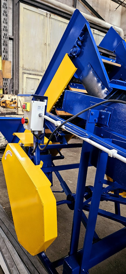 Нови Техника за картофи ROLMET Kartoffelsortierer / Potato sorting machine / Trieuse de pomme de terre / Selezionatrice per patate / Clasificador de patatas / Картофелесортировочная машина / Sortownik do ziemniaków M614/2: снимка 11