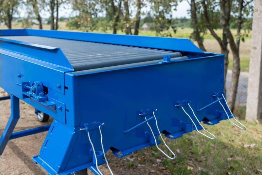 ROLMET Rollenverlesetisch / Sorting table / Table de tri / Tavolo selettivo / Сортировочный стол / Stół przebierczy SP 1 - Техника за картофи: снимка 4 ROLMET Rollenverlesetisch / Sorting table / Table de tri / Tavolo selettivo / Сортировочный стол / Stół przebierczy SP 1 - Техника за картофи: снимка 4