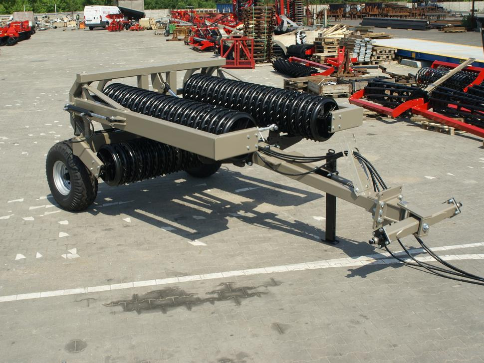 Rolex Ackerwalze / Sowing roller / Rouleau Cambridge / Attrezzi per rullatura / Rodillo / Посевной каток / Wał posiewny 6,3 m - Селскостопански валяк: снимка 1 Rolex Ackerwalze / Sowing roller / Rouleau Cambridge / Attrezzi per rullatura / Rodillo / Посевной каток / Wał posiewny 6,3 m - Селскостопански валяк: снимка 1