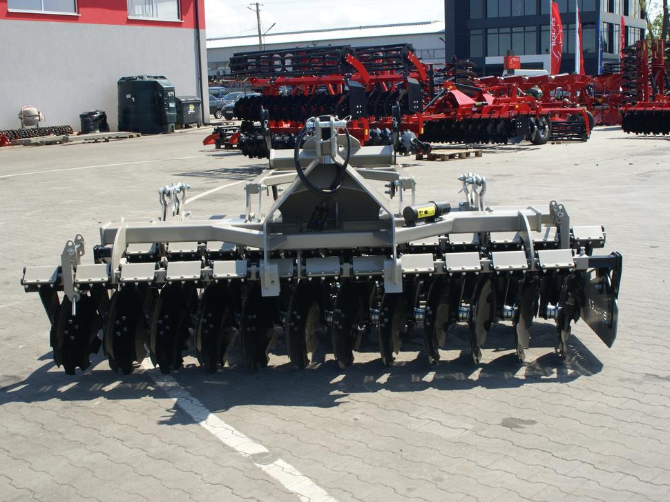 Rolex Scheibenegge / Disc harrow with hydropack / Déchaumeur à disques avec support semoir / Erpice a dischi / Cultivador de discos con hydropack / Дисковая борона с гидропаком 3 m - Дискова брана: снимка 4 Rolex Scheibenegge / Disc harrow with hydropack / Déchaumeur à disques avec support semoir / Erpice a dischi / Cultivador de discos con hydropack / Дисковая борона с гидропаком 3 m - Дискова брана: снимка 4