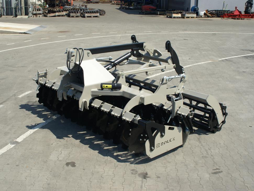 Rolex Scheibenegge / Disc harrow with hydropack / Déchaumeur à disques avec support semoir / Erpice a dischi / Cultivador de discos con hydropack / Дисковая борона с гидропаком 3 m - Дискова брана: снимка 2 Rolex Scheibenegge / Disc harrow with hydropack / Déchaumeur à disques avec support semoir / Erpice a dischi / Cultivador de discos con hydropack / Дисковая борона с гидропаком 3 m - Дискова брана: снимка 2