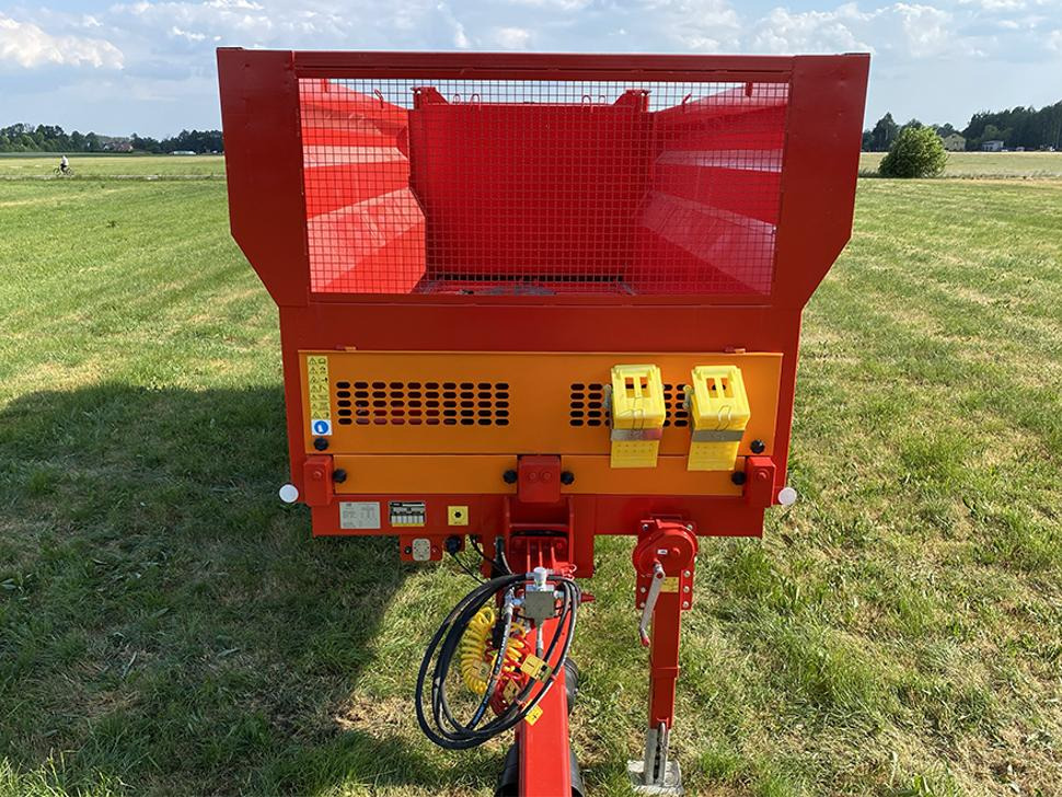 Roltrans Miststreuer / Manure spreader / Epandeur à fumier / Spandiletame / Разбрасыватель органических удобрений / Rozrzutnik obornika N205S/6 BIZON 14 t - Разпръсквач за оборски тор: снимка 4 Roltrans Miststreuer / Manure spreader / Epandeur à fumier / Spandiletame / Разбрасыватель органических удобрений / Rozrzutnik obornika N205S/6 BIZON 14 t - Разпръсквач за оборски тор: снимка 4