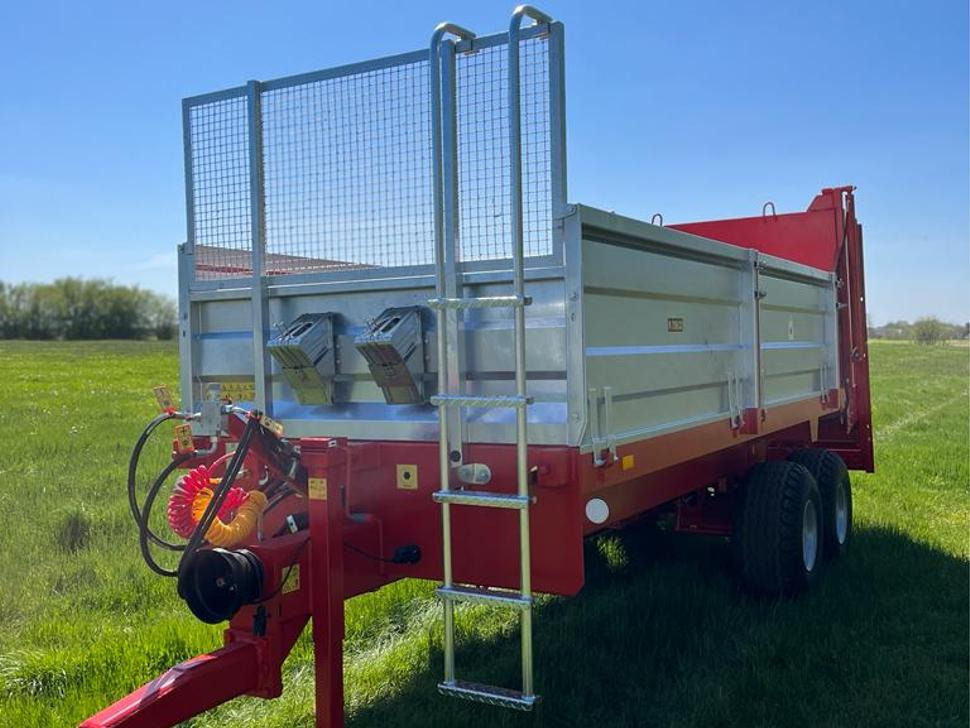 Roltrans Miststreuer / Manure spreader / Épandeur à fumier / Spandiletame / Разбрасыватель органических удобрений / Rozrzutnik obornika N250/32 JAMNIK 8 t - Разпръсквач за оборски тор: снимка 1 Roltrans Miststreuer / Manure spreader / Épandeur à fumier / Spandiletame / Разбрасыватель органических удобрений / Rozrzutnik obornika N250/32 JAMNIK 8 t - Разпръсквач за оборски тор: снимка 1