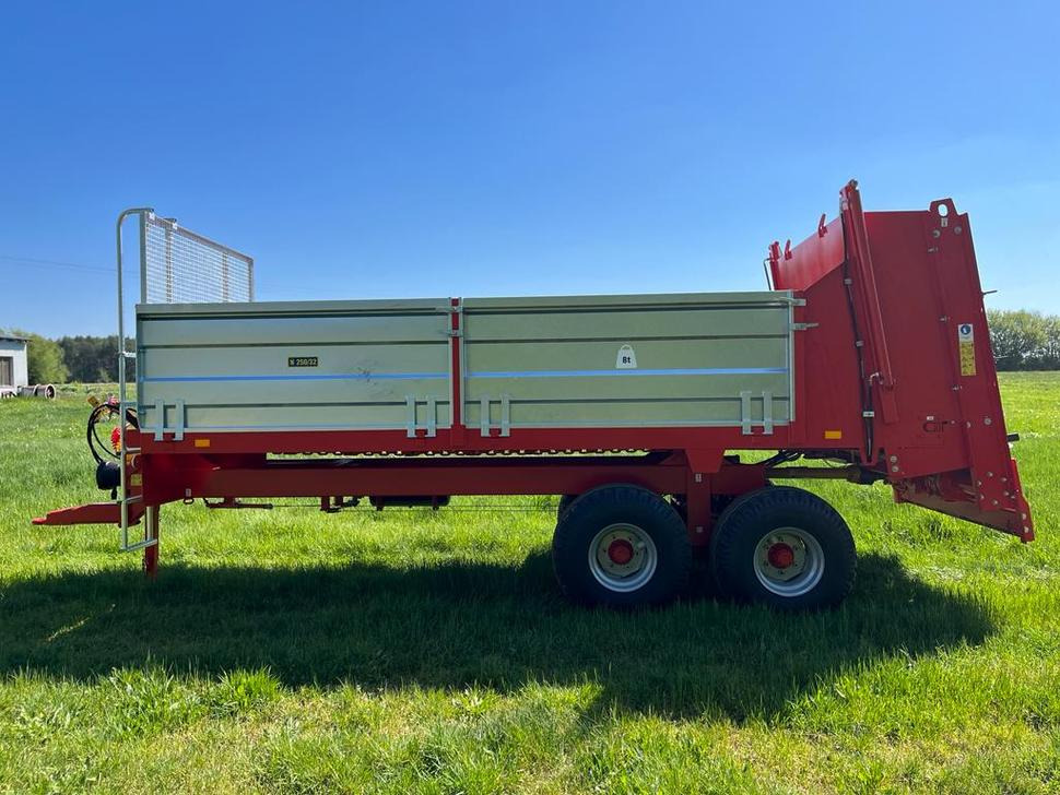 Roltrans Miststreuer / Manure spreader / Épandeur à fumier / Spandiletame / Разбрасыватель органических удобрений / Rozrzutnik obornika N250/32 JAMNIK 8 t - Разпръсквач за оборски тор: снимка 2 Roltrans Miststreuer / Manure spreader / Épandeur à fumier / Spandiletame / Разбрасыватель органических удобрений / Rozrzutnik obornika N250/32 JAMNIK 8 t - Разпръсквач за оборски тор: снимка 2