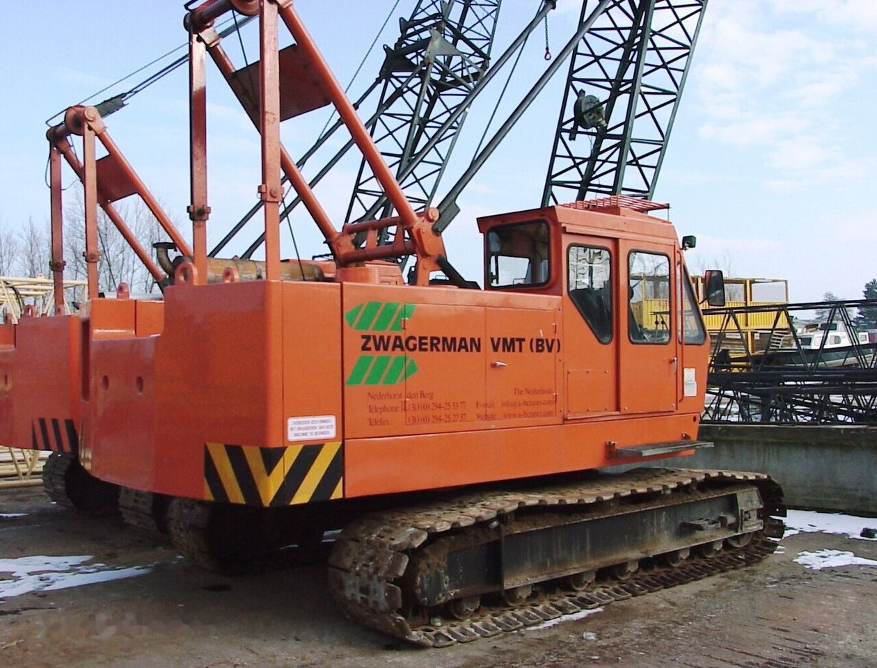 Hitachi KH 100 - Верижен кран: снимка 3 Hitachi KH 100 - Верижен кран: снимка 3