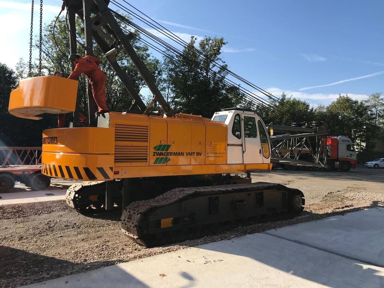 Sumitomo SC 900 - Верижен кран: снимка 2 Sumitomo SC 900 - Верижен кран: снимка 2