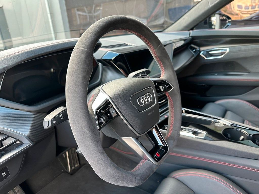 Седан Audi e-tron GT RS quattro Laser-LED+Head-Up+360* Kam: снимка 14