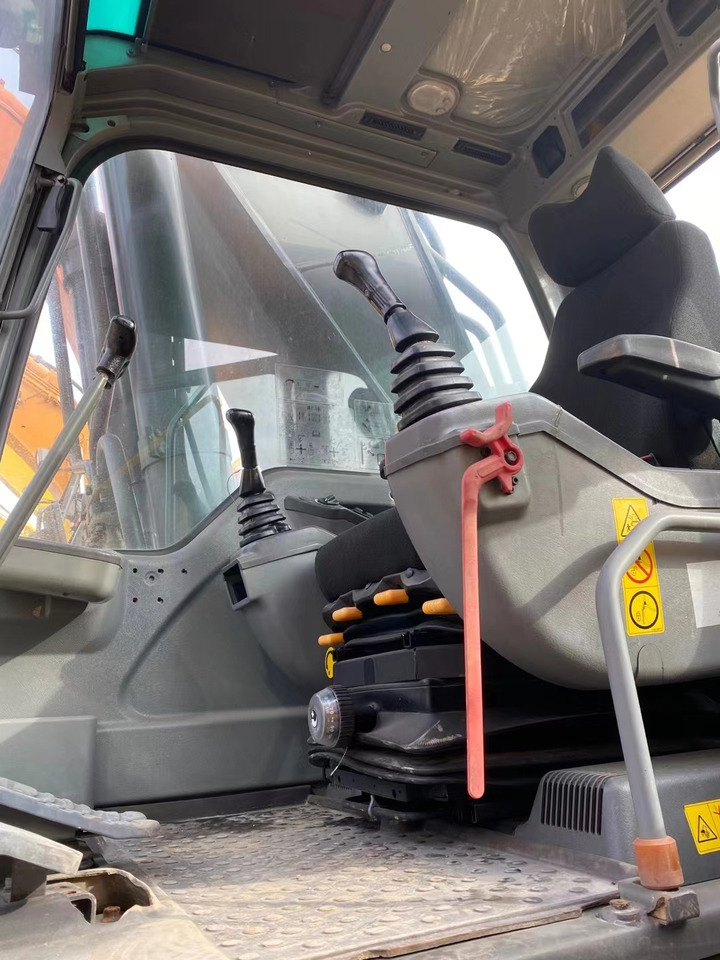 VOLVO EC460 - Верижен багер: снимка 4 VOLVO EC460 - Верижен багер: снимка 4