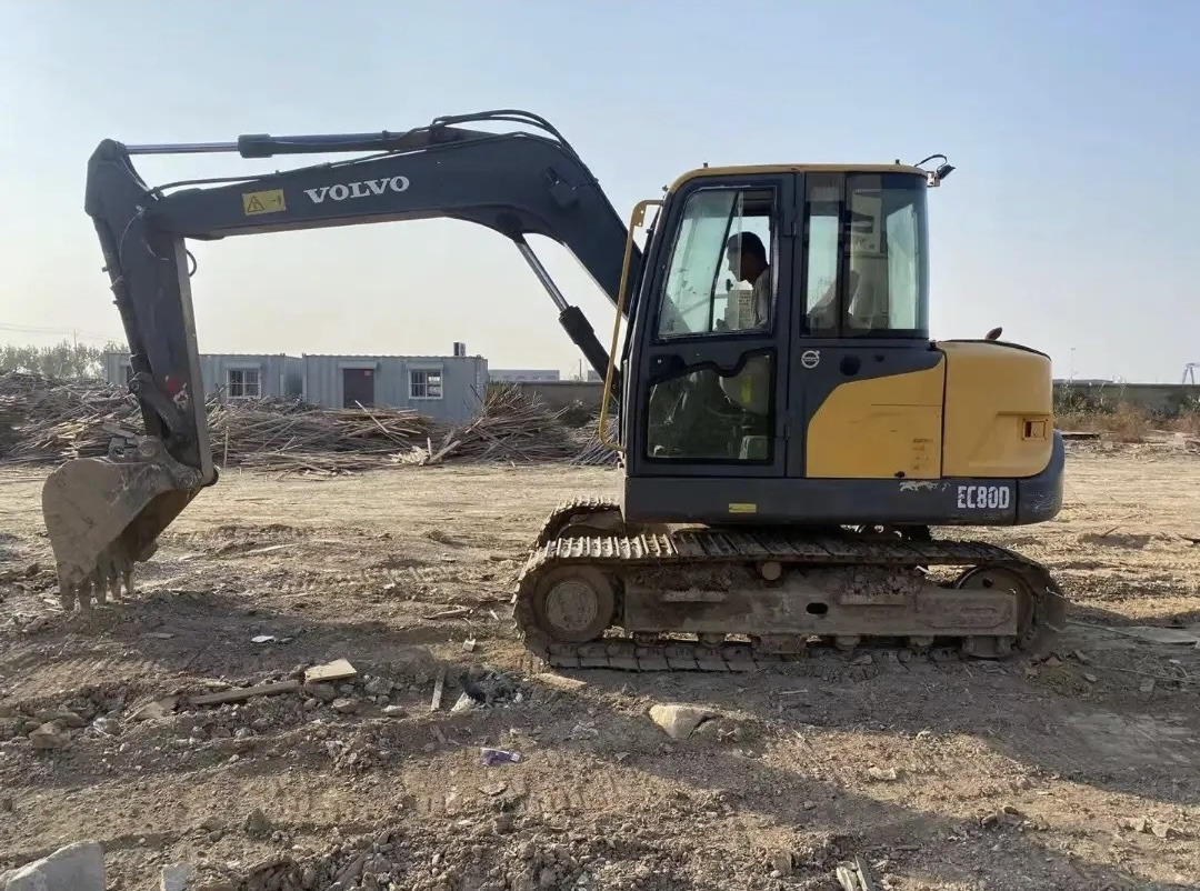 VOLVO EC80D - Верижен багер: снимка 4 VOLVO EC80D - Верижен багер: снимка 4