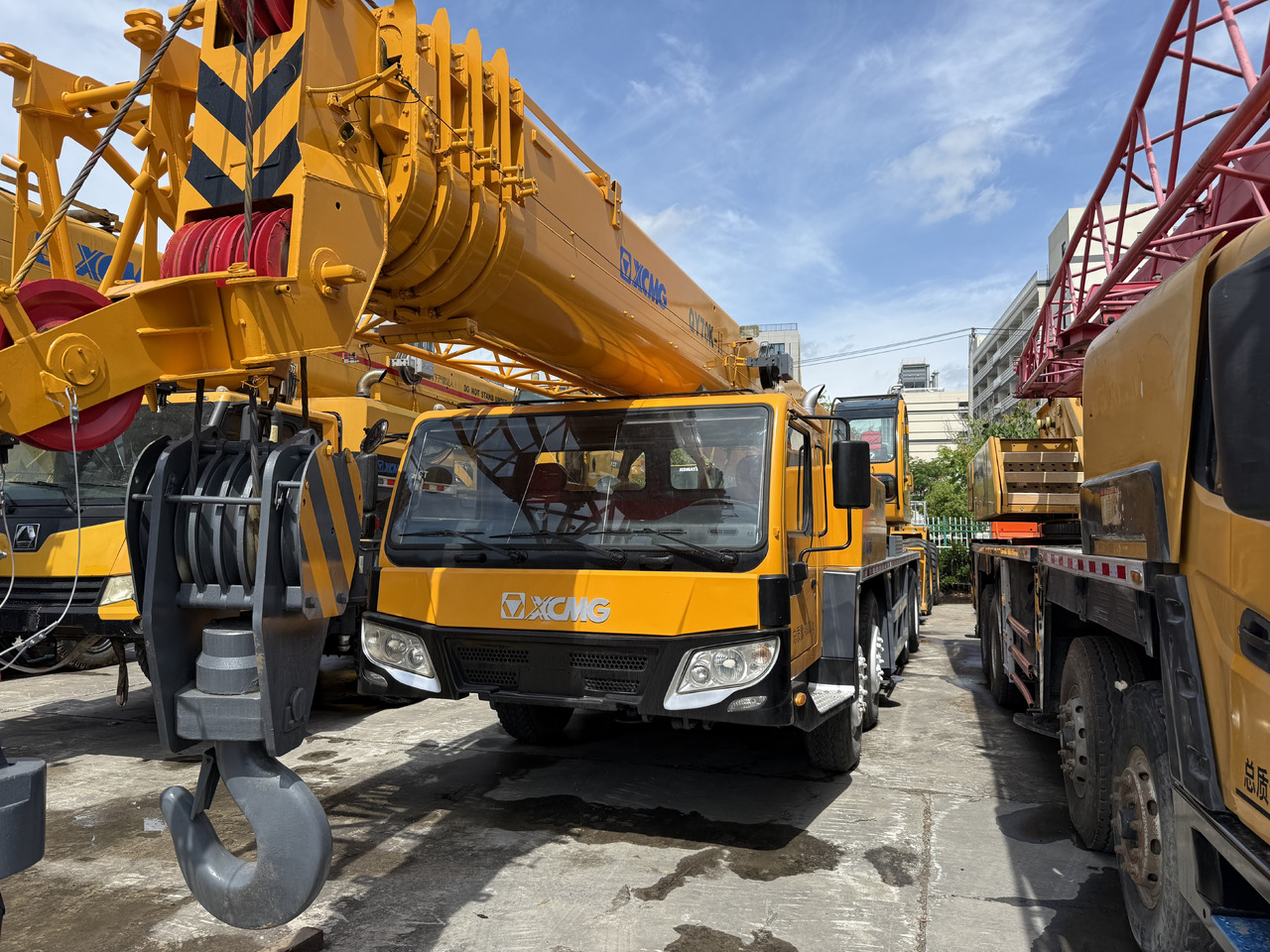 XCMG QY70K-2 - Автокран: снимка 1 XCMG QY70K-2 - Автокран: снимка 1