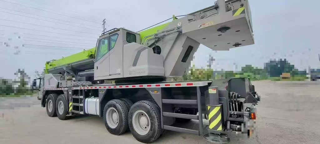 ZOOMLION 1000V5 - Автокран: снимка 3 ZOOMLION 1000V5 - Автокран: снимка 3