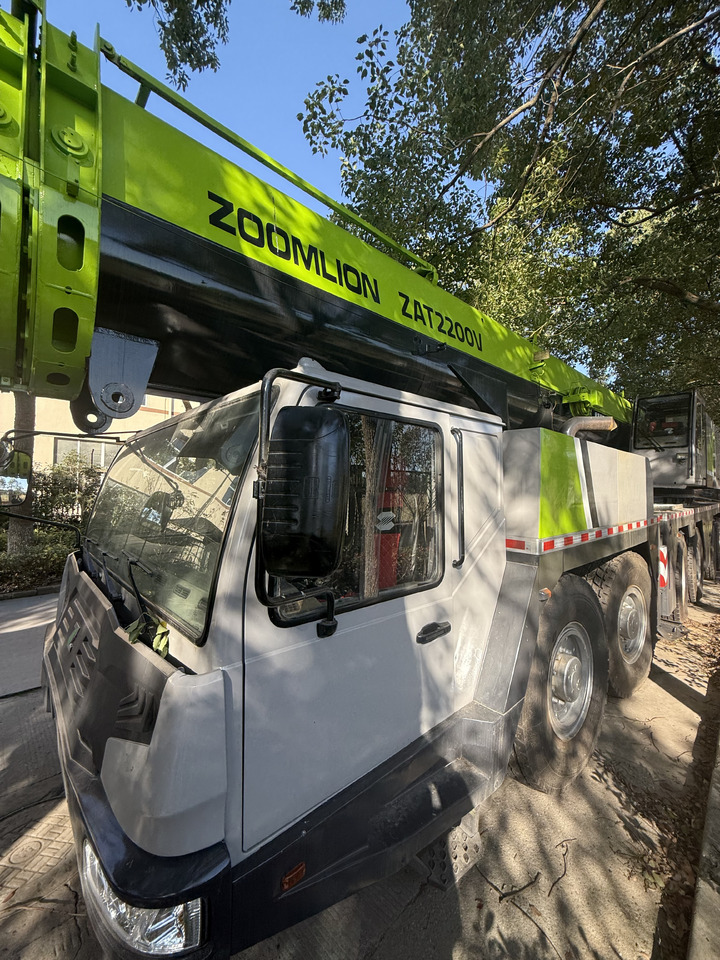 ZOOMLION ZAT2200V - Автокран: снимка 4 ZOOMLION ZAT2200V - Автокран: снимка 4