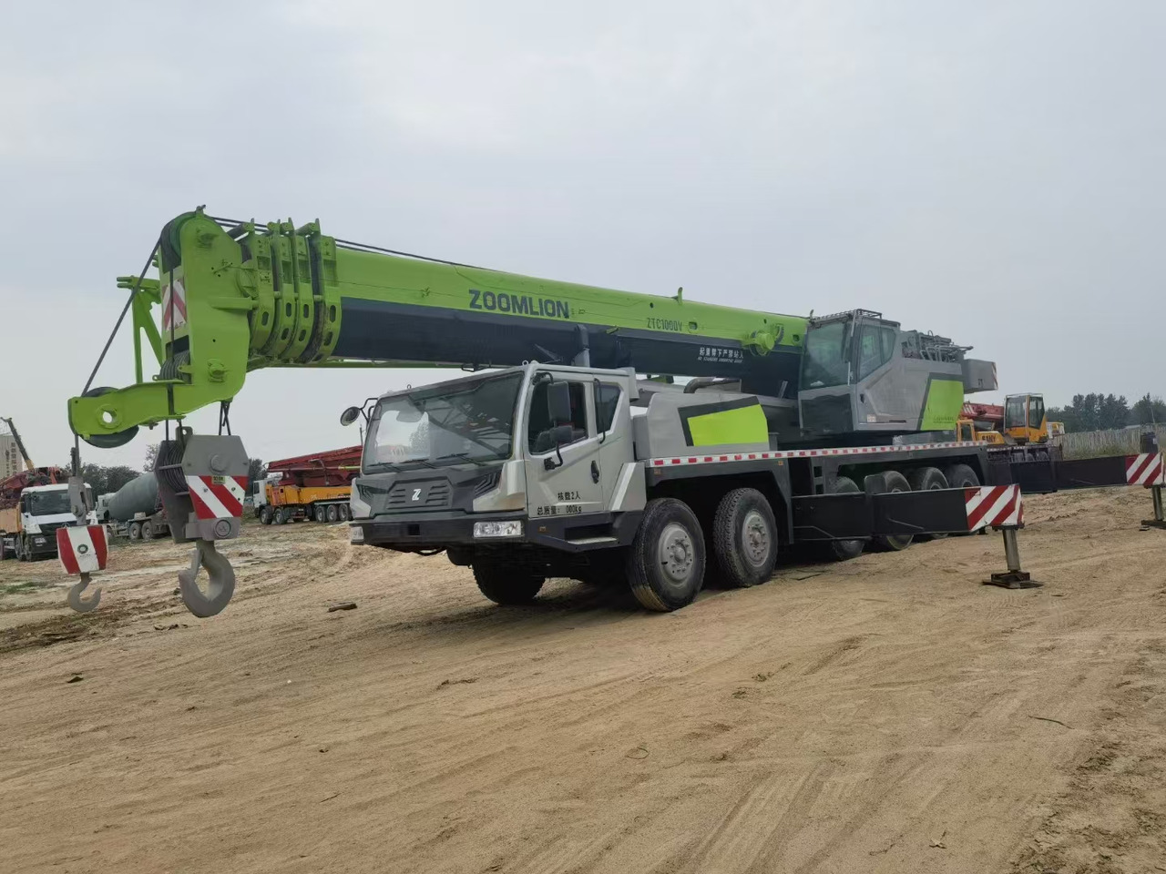 ZOOMLION ZTC1000V - Автокран: снимка 4 ZOOMLION ZTC1000V - Автокран: снимка 4