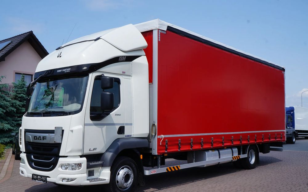 DAF LF 290 EURO 6 FIRANKA DŁ. 8.6m 21 PALET ŁAD 8.250 KG - Камион с брезент: снимка 2 DAF LF 290 EURO 6 FIRANKA DŁ. 8.6m 21 PALET ŁAD 8.250 KG - Камион с брезент: снимка 2